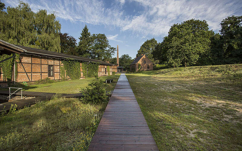 



    
        
                Baruther Glashütte - Tagen im historischen Ambiente ,
            
        
                
                    Foto: Reinhard Hannesschlaeger
                
                
            
    
