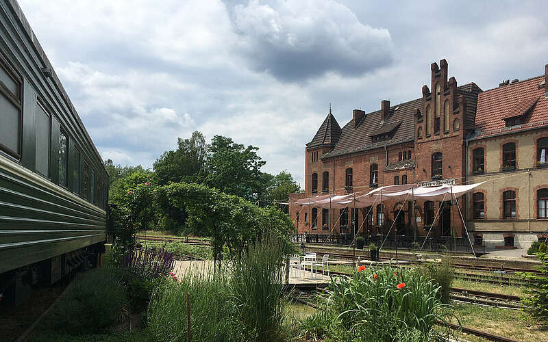 



    
        
                ProduktSchmiede2 Rehagen Schlafwagenhotel
            
        
                
                
            
    
