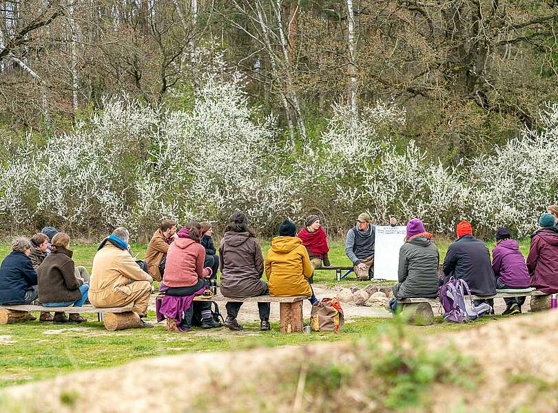 Wildnisschule Hoher Fläming - Seminargruppe auf dem Zinken