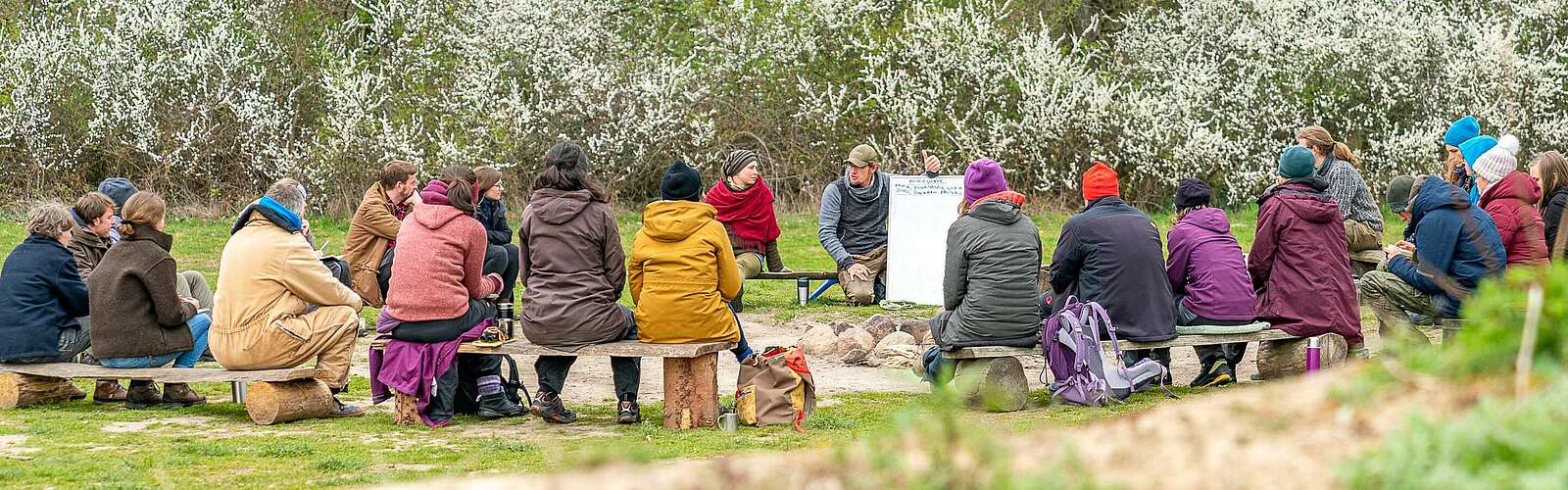 Wildnisschule Hoher Fläming - Seminargruppe auf dem Zinken,
        
    

        Foto: Tourisusverband Fläming e.V./Jan Sobotka