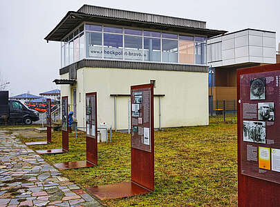 Freiluftausstellung am Checkpoint Bravo, Dreilinden