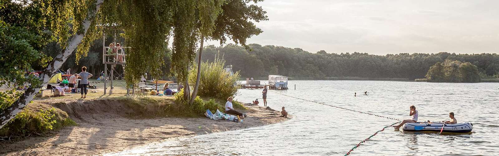 Schlauchbootfahren in Kallinchen ,
        
    

        Foto: Tourismusverband Fläming e.V./Jedrzej Marzecki
