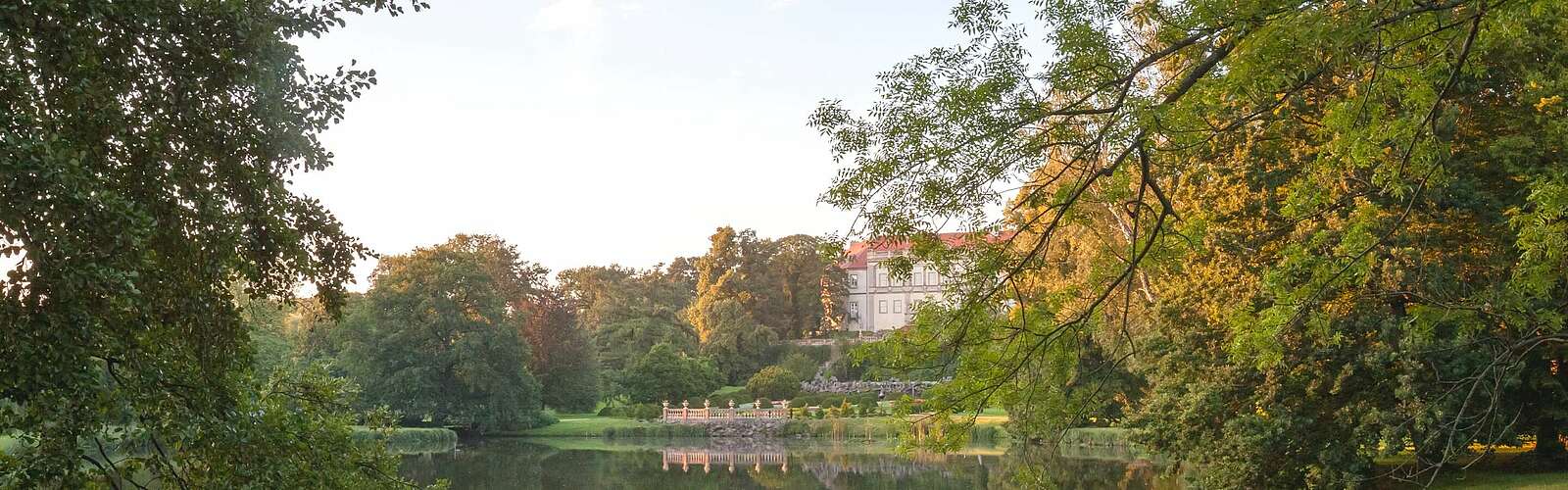 Schloss und Park in Wiesenburg,
        
    

        Foto: Tourismusverband Fläming e.V./Jedrzej Marzecki