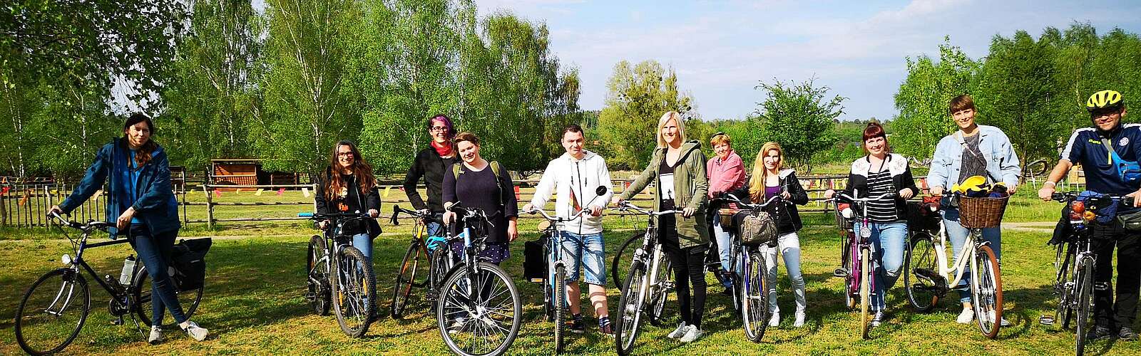 Anradeln mit den Flämingbotschaftern,
        
    

        Foto: TVF Fläming/Fanny Goemann