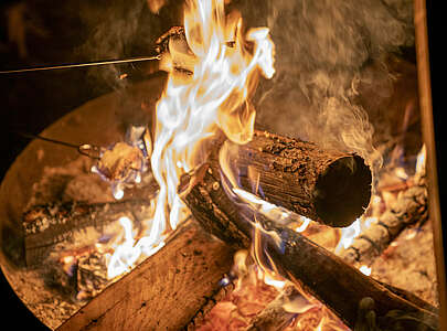 Die Auszeit - Lagerfeuer im Garten