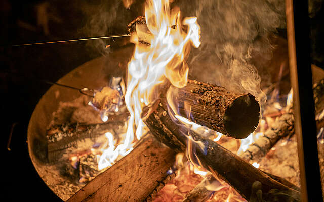 Die Auszeit - Lagerfeuer im Garten