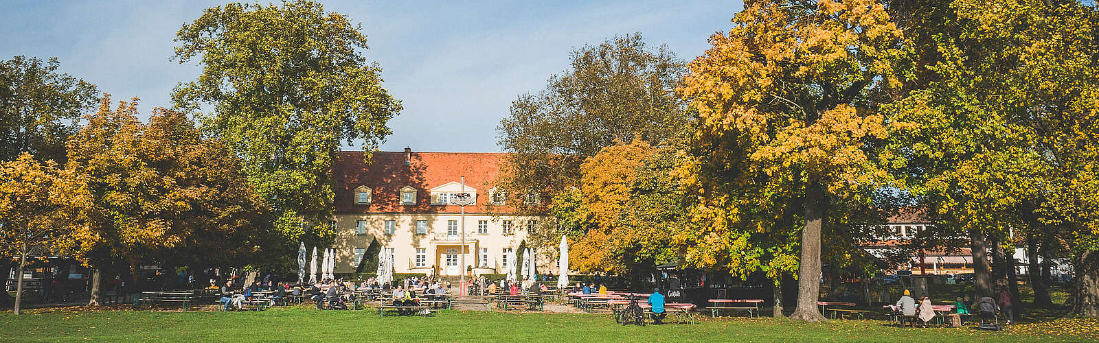 Städteporträt Großbeeren - Schloss Diedersdorf,
        
    

        Foto: Tourismusverband Fläming e.V./Herz an Hirn/Laura Schneider