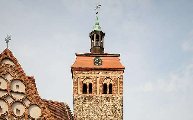 Luckenwalde Marktturm mit St. Johanniskirche