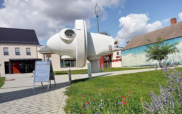 Hof im Neue Energien Forum Feldheim