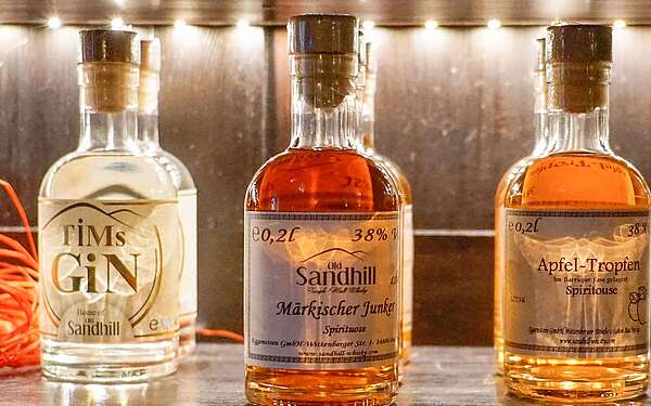 Produkte der Whisky Destille Old Sandhill