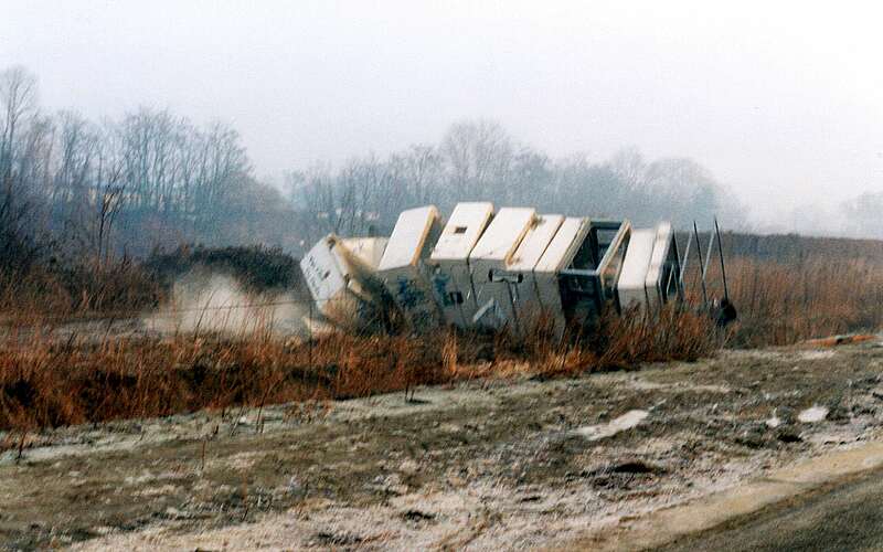 



    
        
                Umgestürzter Wachtum in Teltow 1991,
            
        
                Foto: Tourismusverband Fläming e.V./Peter Jäckel
            
    
