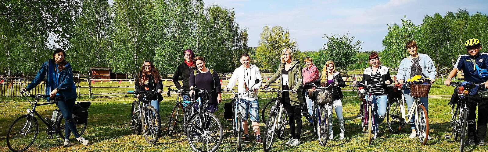 Anradeln mit den Flämingbotschaftern,
            
        
                Foto: Tourismusverband Fläming e.V./Fanny Goemann