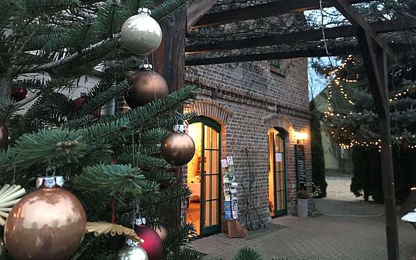 Advent im Fliederhof Stücken