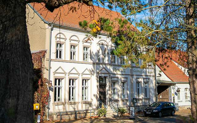 Straßenansicht vom Gasthof Moritz in Rädigke
