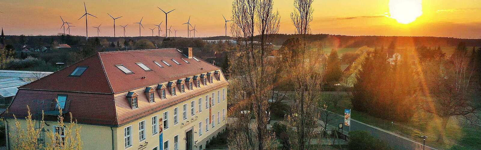 Guthaus Petkus im Sonnenuntergang