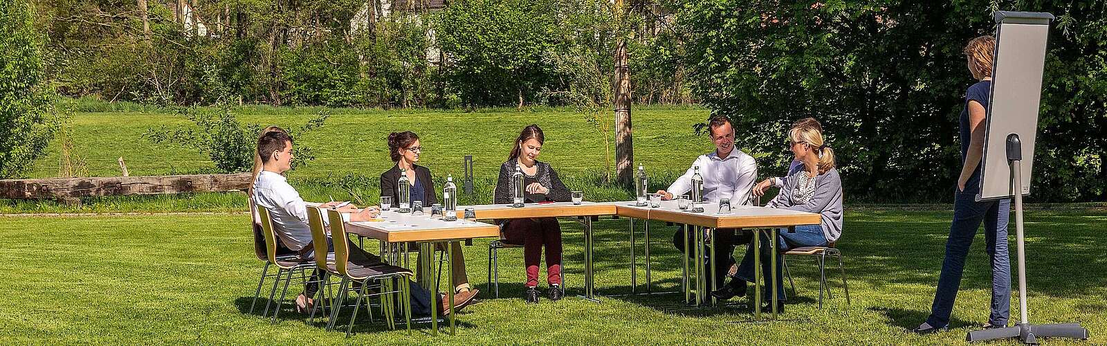 Tagen im Grünen hinter dem Paulinen Hof
