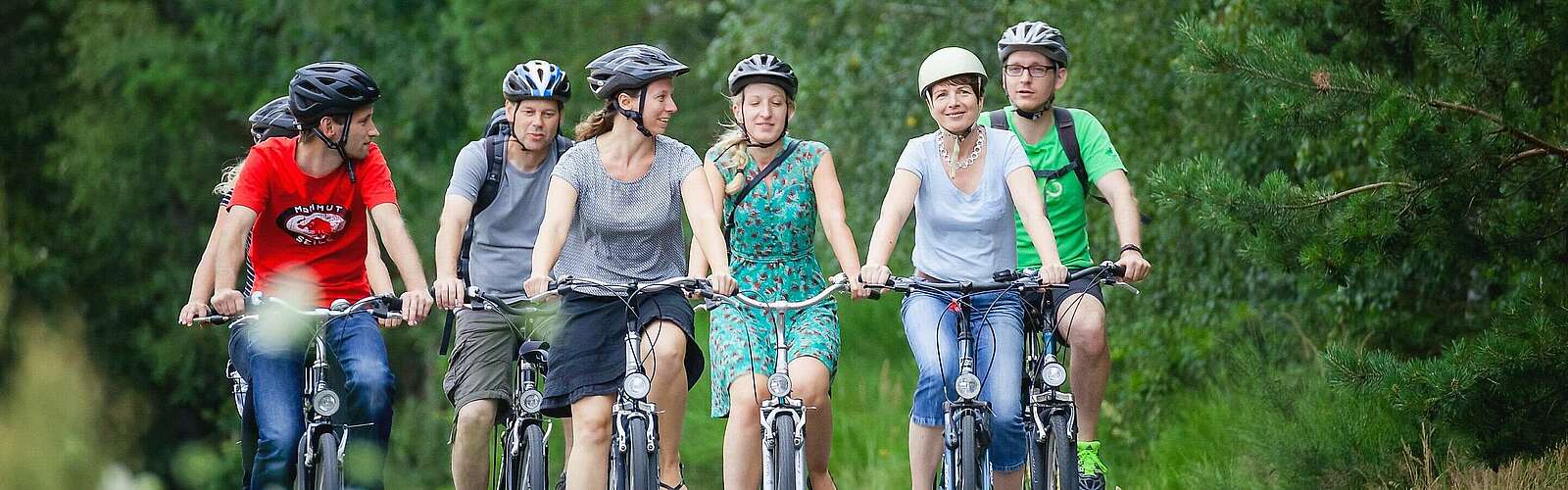 Gruppen-Radtour durch den Fläming,
            
        
                Foto: Tourismusverband Fläming e.V./Jedrzej Marzecki
